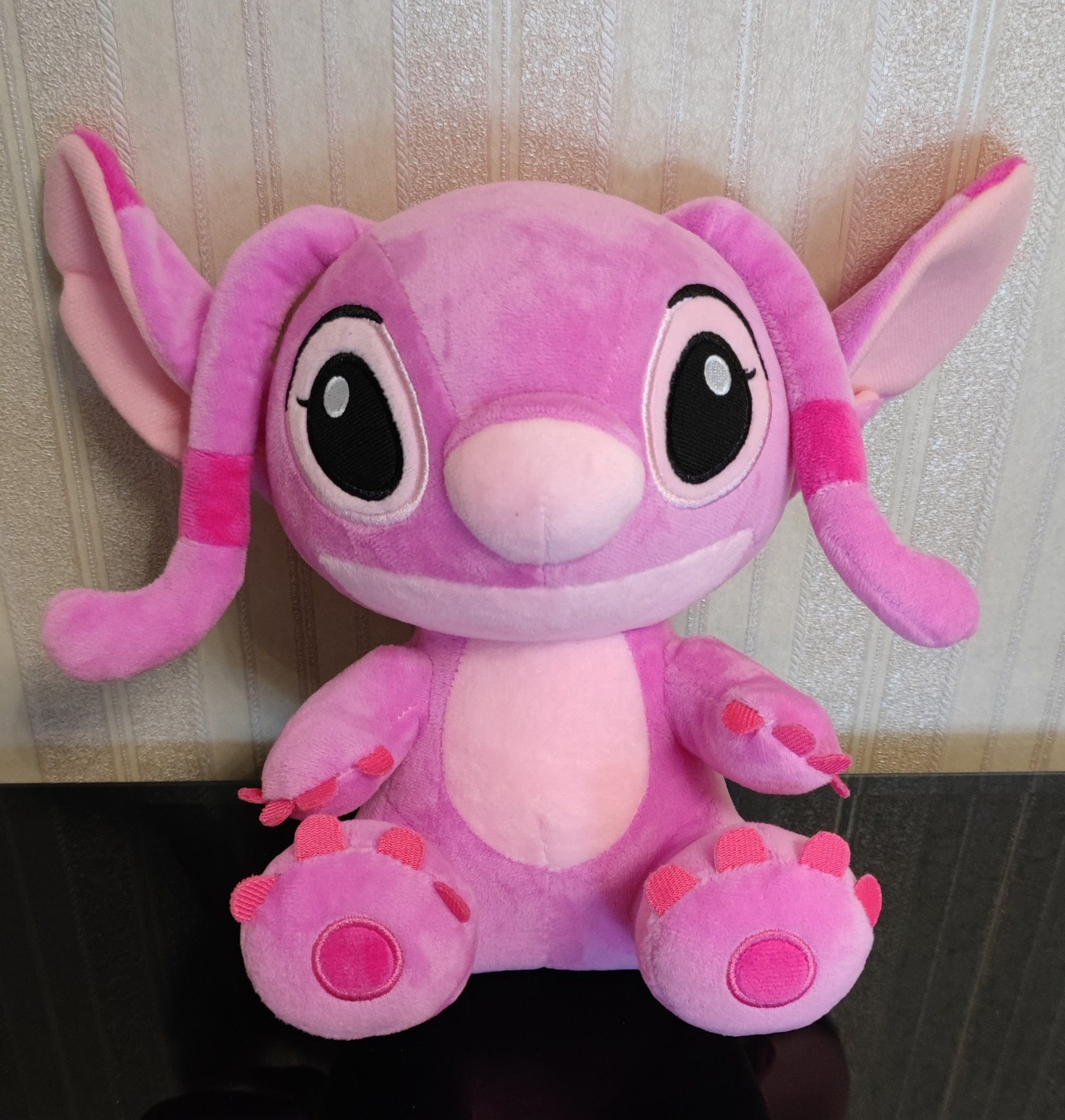 Stitch Rose Peluche Disney <br> La Belle