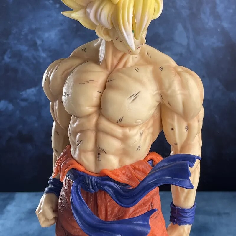 Figurine Son Goku Super Saiyan - La Transformation Épique!