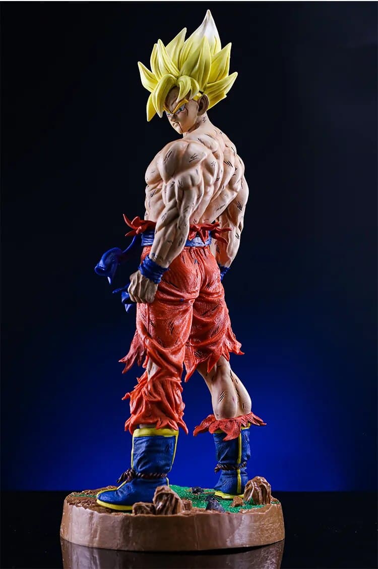 Figurine Son Goku Super Saiyan - La Transformation Épique!
