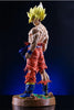 Figurine Son Goku Super Saiyan - La Transformation Épique!
