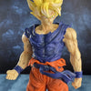 Figurine Son Goku Super Saiyan - La Transformation Épique!