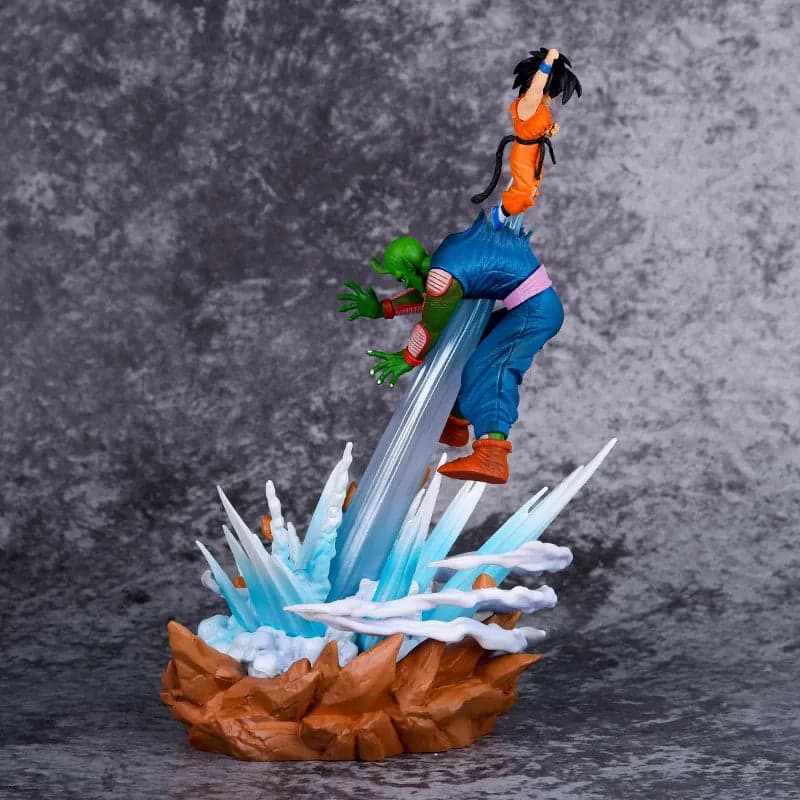 Figurine Son Goku vs Piccolo - La Scène Épique du Combat