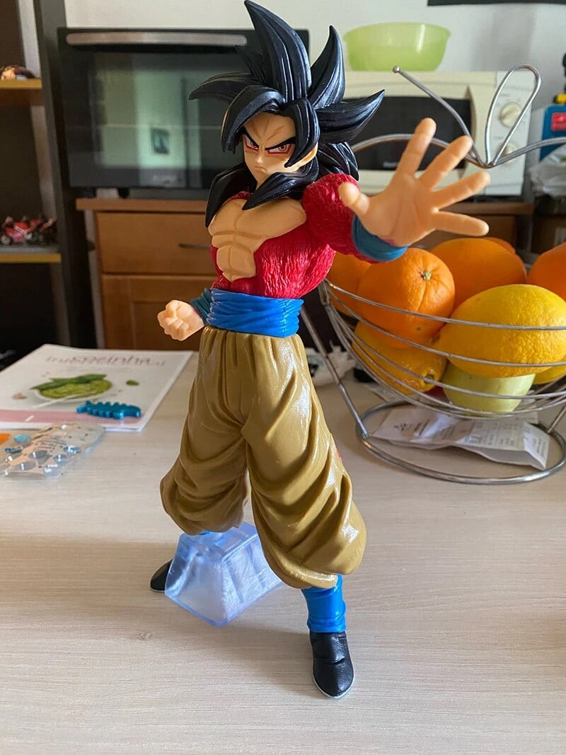 Figurines Vegeta, Son Goku et Gogeta Super Saiyan 4