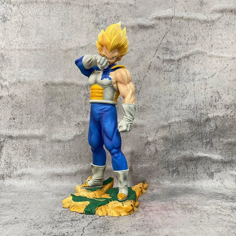 Figurine Dragon Ball Vegeta Armure Brisée