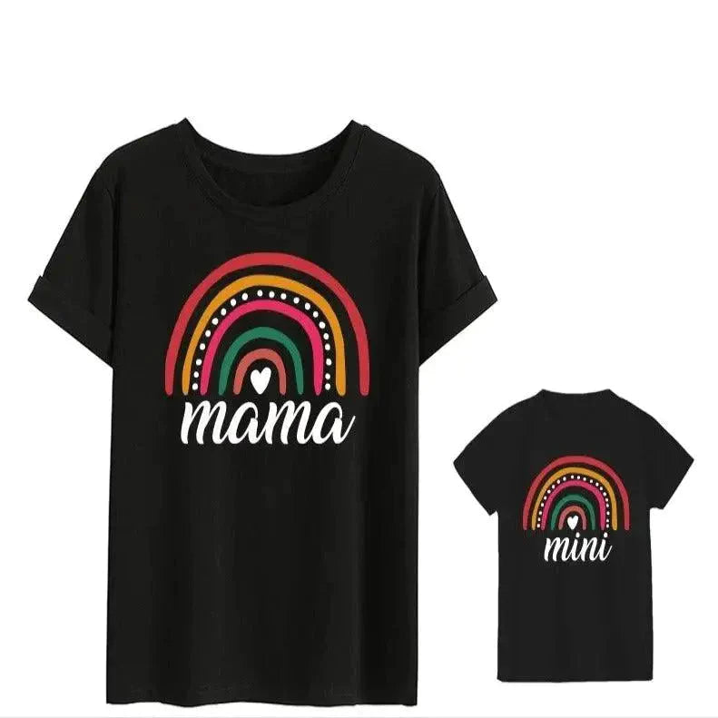 Tee shirts arc-en-ciel pour mère et fille