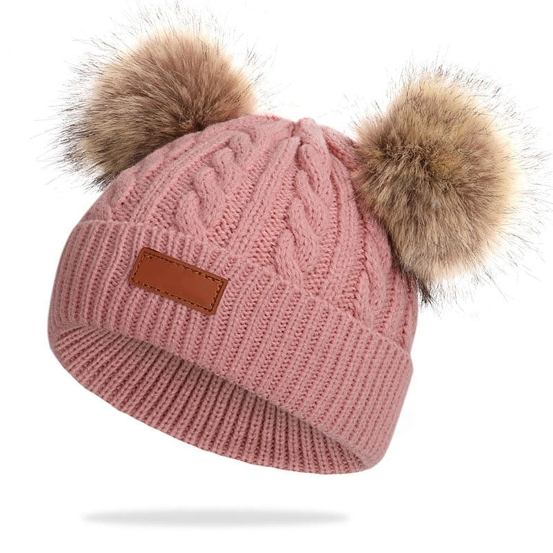 Bonnet en laine double pompon pour enfants