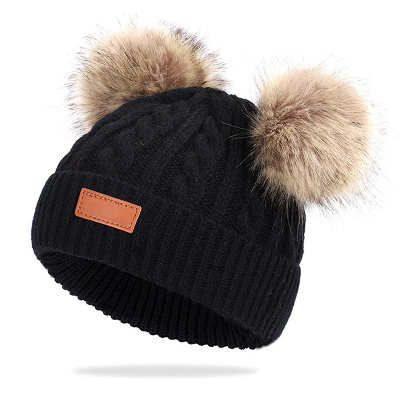 Bonnet en laine double pompon pour enfants