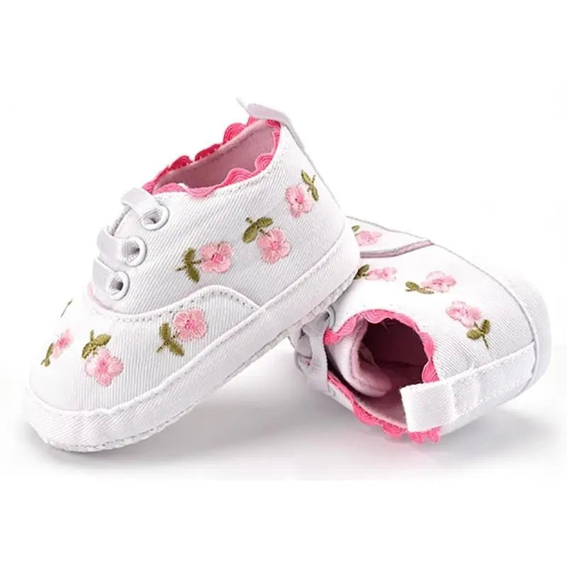 Chaussures brodée pour bébé fille